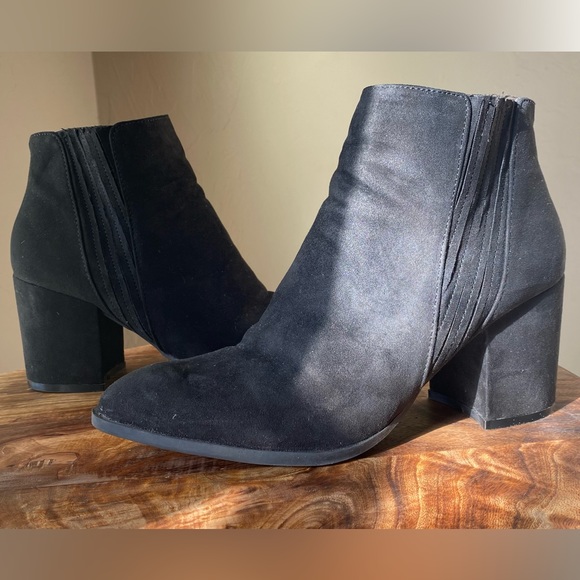 Black Suede Ankle Booties - Picture 5 of 6